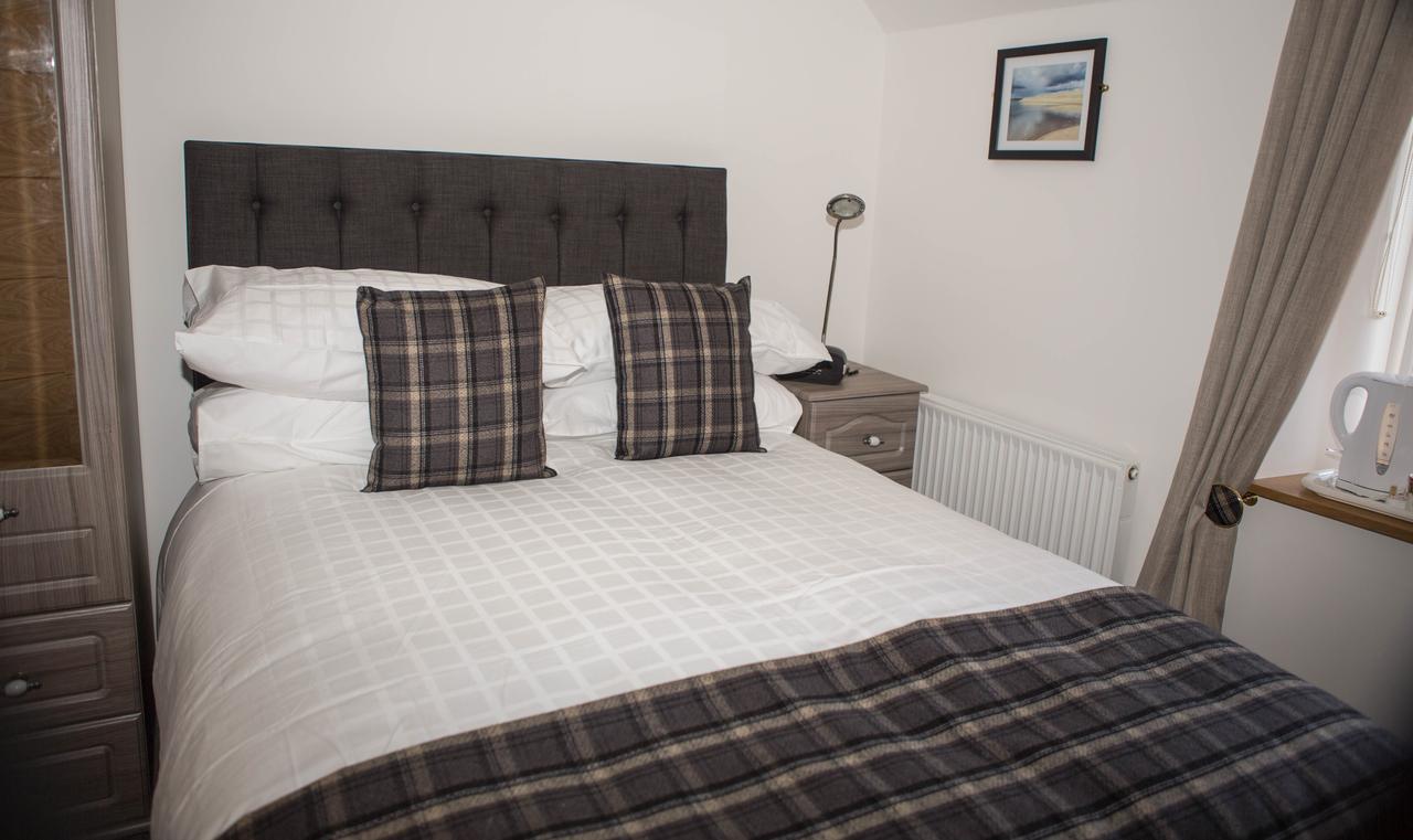 By The Bay Bed and Breakfast Cruden Bay Εξωτερικό φωτογραφία